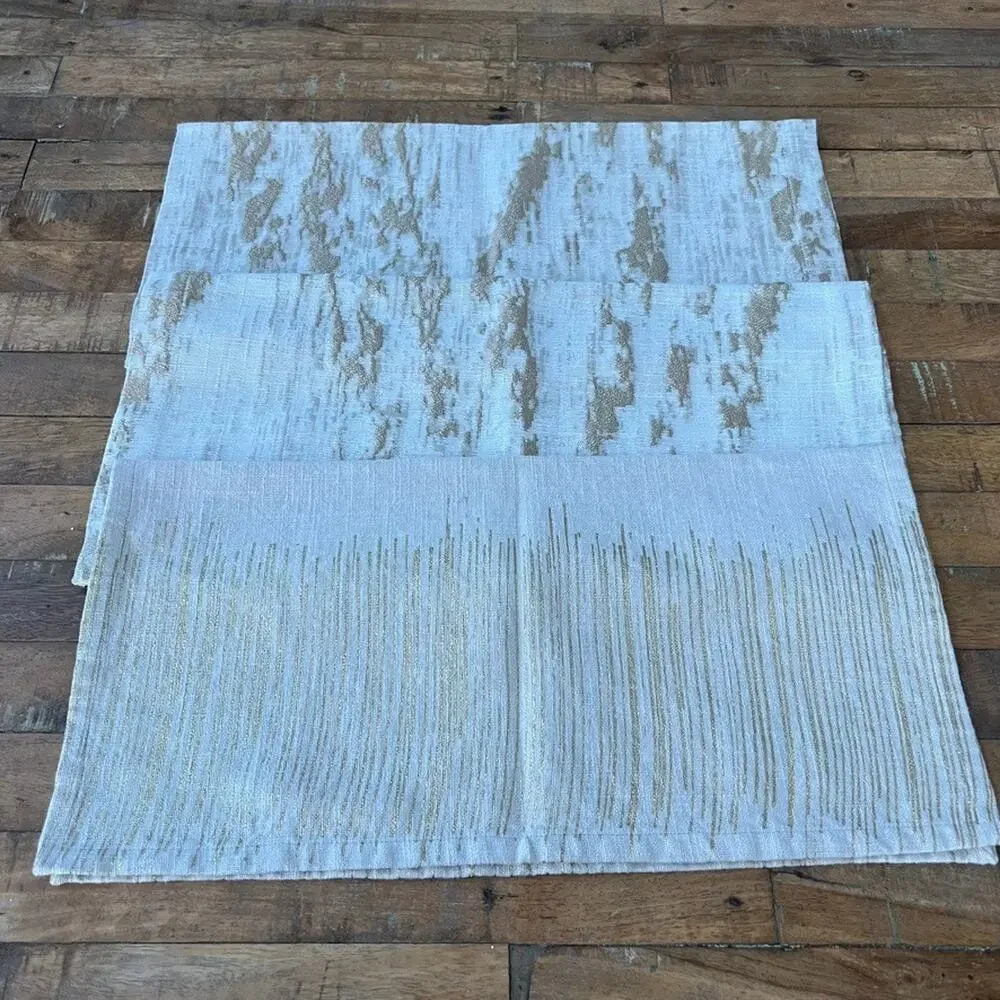 West Elm Napkin Set of 4 & Table Runner Bark Textured Jacquard Linen Blend